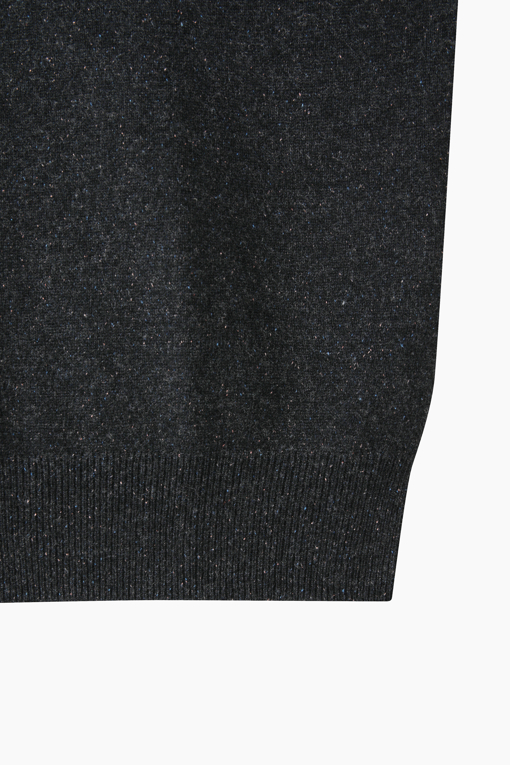 https://img.benettonmall.com/PARTS/KS/26F/SAKP38661CG_MB_D4.jpg?cb=1789983961