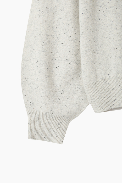https://img.benettonmall.com/PARTS/KS/26F/SAKP38661LG_MB_D3.jpg?cb=1789983961