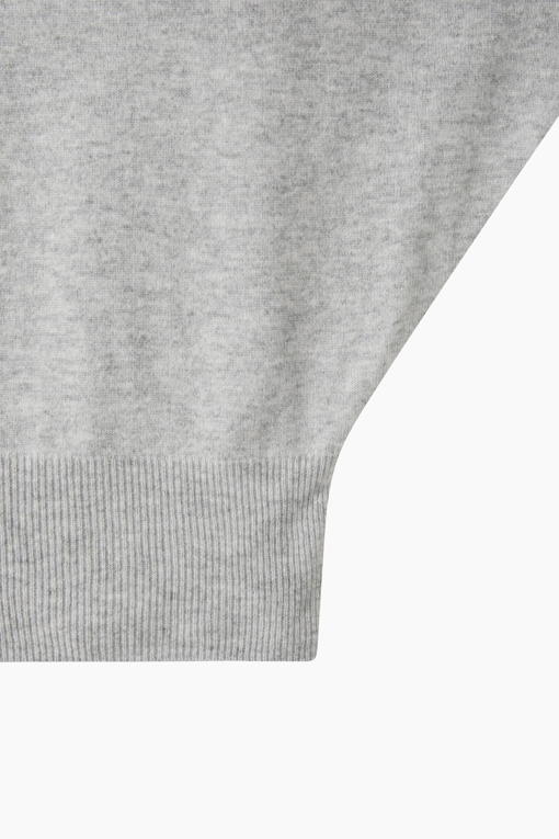 https://img.benettonmall.com/PARTS/KS/26F/SAKP39661MG_MB_D4.jpg?cb=1789983961