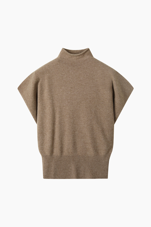 https://img.benettonmall.com/PARTS/KS/26F/SAKP39661MW_MB_D0.jpg?cb=1789983961