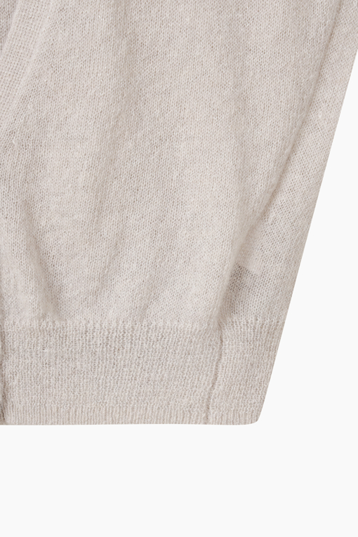 https://img.benettonmall.com/PARTS/KS/26F/SAKP40661BE_MB_D4.jpg?cb=1789983961