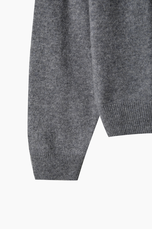 https://img.benettonmall.com/PARTS/KS/26F/SAKP43661GR_MB_D3.jpg?cb=1789983961