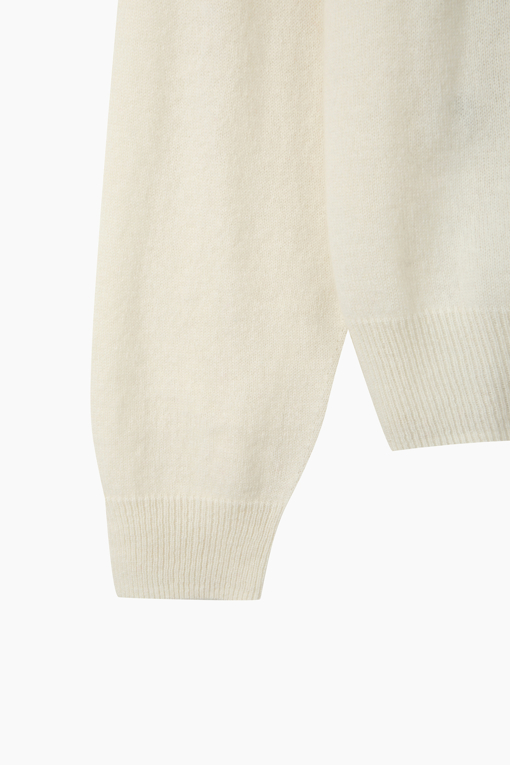 https://img.benettonmall.com/PARTS/KS/26F/SAKP43661IV_MB_D3.jpg?cb=1790808094