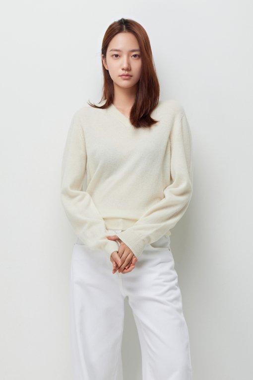 https://img.benettonmall.com/PARTS/KS/26F/SAKP43661IV_MB_M0.jpg?cb=1789983961