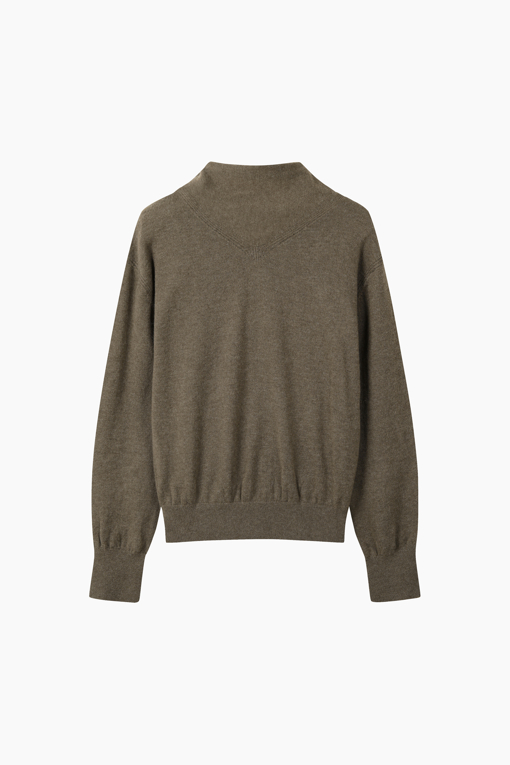 https://img.benettonmall.com/PARTS/KS/26F/SAKP44661KG_MB_D1.jpg?cb=1789983961