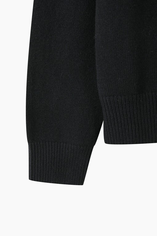 https://img.benettonmall.com/PARTS/KS/26F/SAKP45661BK_MB_D3.jpg?cb=1793028892