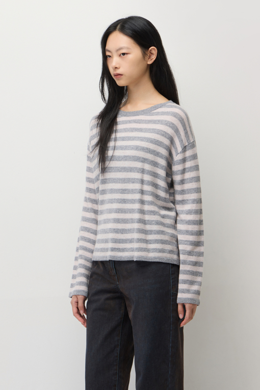 https://img.benettonmall.com/PARTS/KS/26F/SAKP46661BE_MB_M1.jpg?cb=1793028892