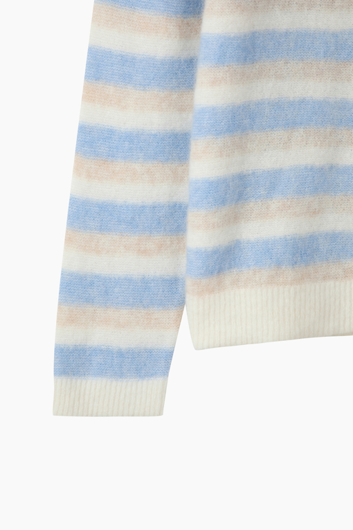 https://img.benettonmall.com/PARTS/KS/26F/SAKP47661LB_MB_D3.jpg?cb=1793028892