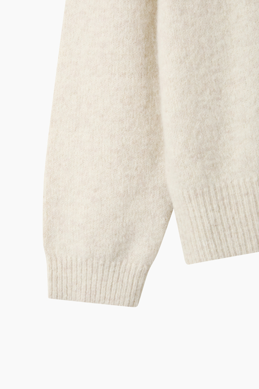 https://img.benettonmall.com/PARTS/KS/26F/SAKP48661CR_MB_D3.jpg?cb=1789983961