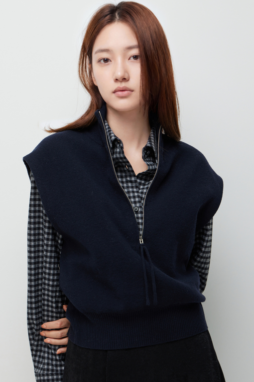 https://img.benettonmall.com/PARTS/KS/26F/SAKP52661DN_MB_M3.jpg?cb=1789983961
