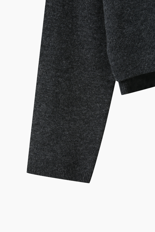 https://img.benettonmall.com/PARTS/KS/26F/SAKP53661DG_MB_D3.jpg?cb=1793028892