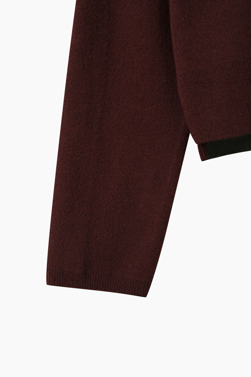 https://img.benettonmall.com/PARTS/KS/26F/SAKP53661WI_MB_D3.jpg?cb=1793028892