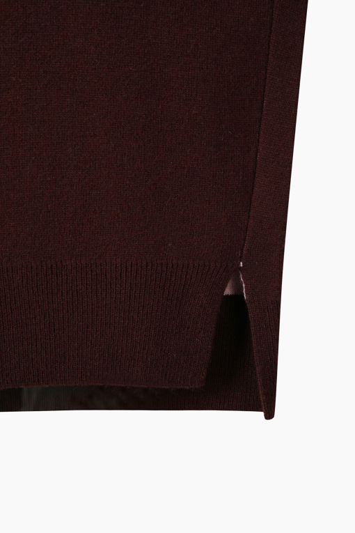 https://img.benettonmall.com/PARTS/KS/26F/SAKP53661WI_MB_D4.jpg?cb=1793028892