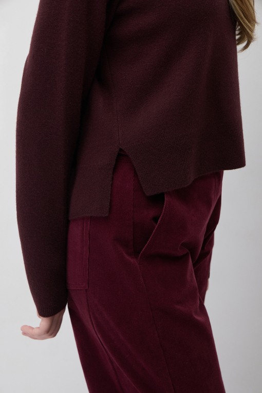 https://img.benettonmall.com/PARTS/KS/26F/SAKP53661WI_MB_M4.jpg?cb=1793028892
