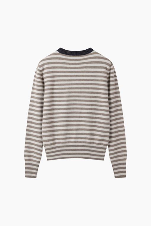 https://img.benettonmall.com/PARTS/KS/26F/SAKP55661BG_MB_D1.jpg?cb=1789983961
