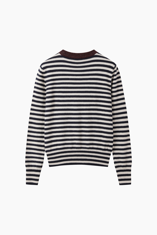 https://img.benettonmall.com/PARTS/KS/26F/SAKP55661DN_MB_D1.jpg?cb=1789983961