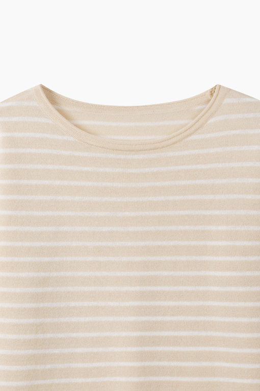 https://img.benettonmall.com/PARTS/KS/26F/SAKP70641BE_MB_D12.jpg?cb=1790808094