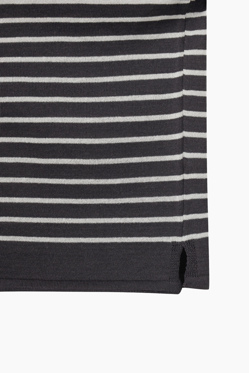 https://img.benettonmall.com/PARTS/KS/26F/SAKP70641DG_MB_D14.jpg?cb=1790808094