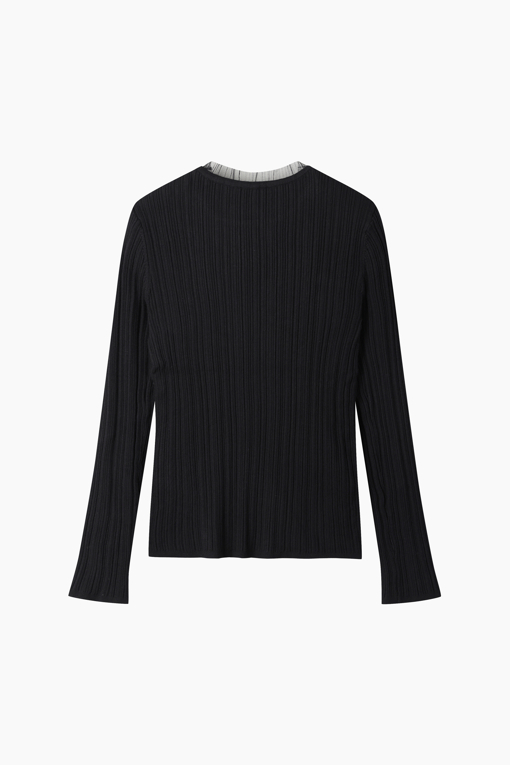 https://img.benettonmall.com/PARTS/KS/26F/SAKP71641BK_MB_D11.jpg?cb=1792113748