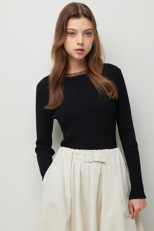 https://img.benettonmall.com/PARTS/KS/26F/SAKP71641BK_MB_D3.jpg?cb=1792113748