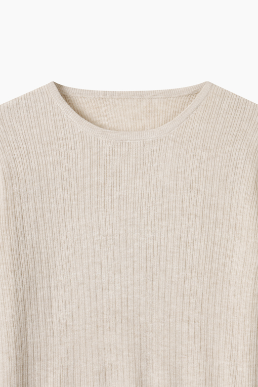 https://img.benettonmall.com/PARTS/KS/26F/SAKP72641BE_MB_D12.jpg?cb=1787100377
