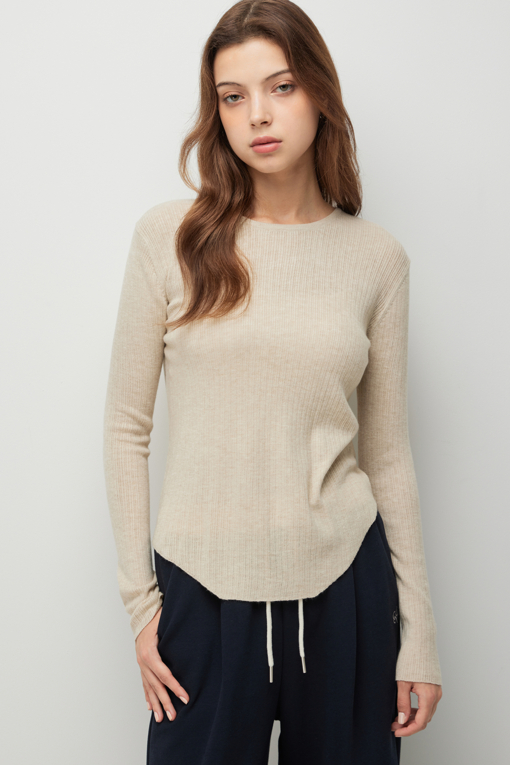 https://img.benettonmall.com/PARTS/KS/26F/SAKP72641BE_MB_D3.jpg?cb=1786279682
