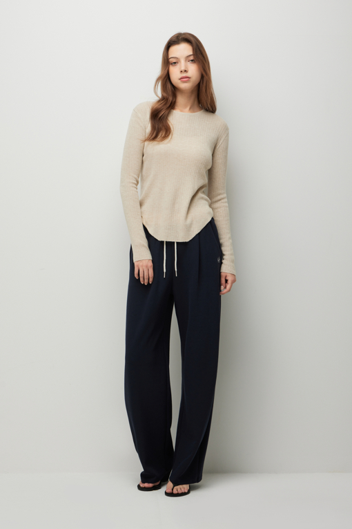 https://img.benettonmall.com/PARTS/KS/26F/SAKP72641BE_MB_D5.jpg?cb=1787100377