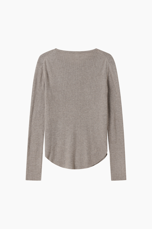 https://img.benettonmall.com/PARTS/KS/26F/SAKP72641MW_MB_D11.jpg?cb=1787100377