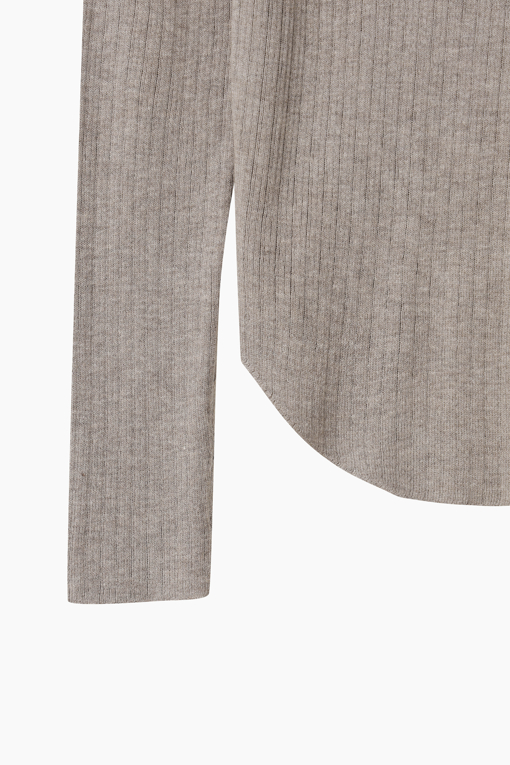 https://img.benettonmall.com/PARTS/KS/26F/SAKP72641MW_MB_D13.jpg?cb=1787100377