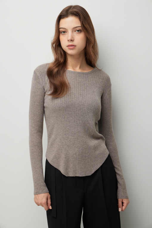 https://img.benettonmall.com/PARTS/KS/26F/SAKP72641MW_MB_D3.jpg?cb=1787100377