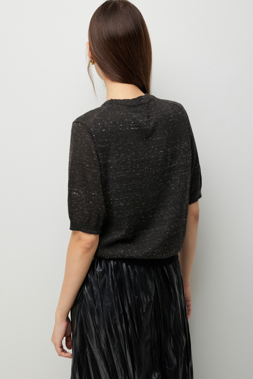 https://img.benettonmall.com/PARTS/KS/26F/SAKP74641BR_MB_D4.jpg?cb=1792113748