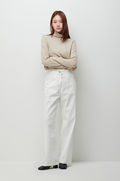 https://img.benettonmall.com/PARTS/KS/26F/SAKP80661BE_MB_D5.jpg?cb=1790808094