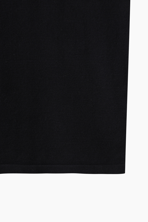 https://img.benettonmall.com/PARTS/KS/26F/SAKP80661BK_MB_D4.jpg?cb=1790808094