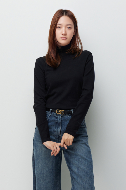 https://img.benettonmall.com/PARTS/KS/26F/SAKP80661BK_MB_M0.jpg?cb=1790808094