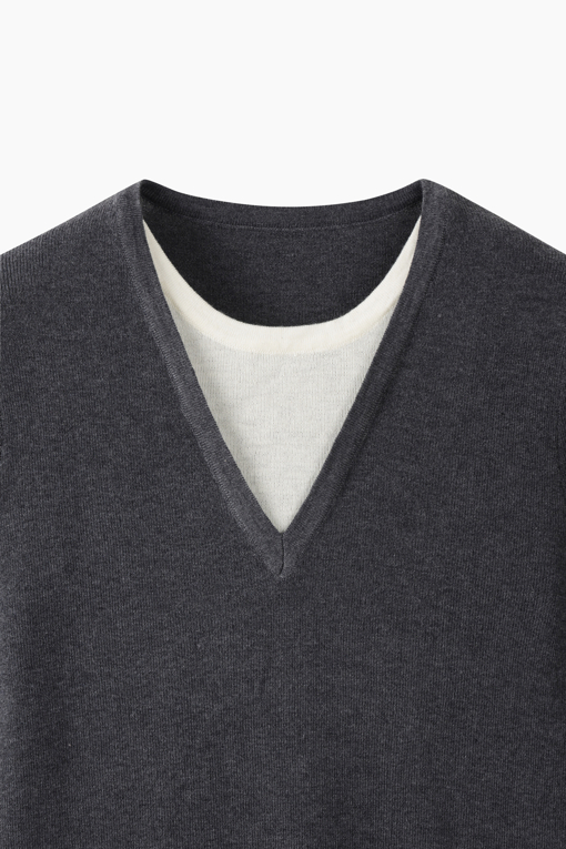 https://img.benettonmall.com/PARTS/KS/26F/SAKP81661CG_MB_D12.jpg?cb=1789410927