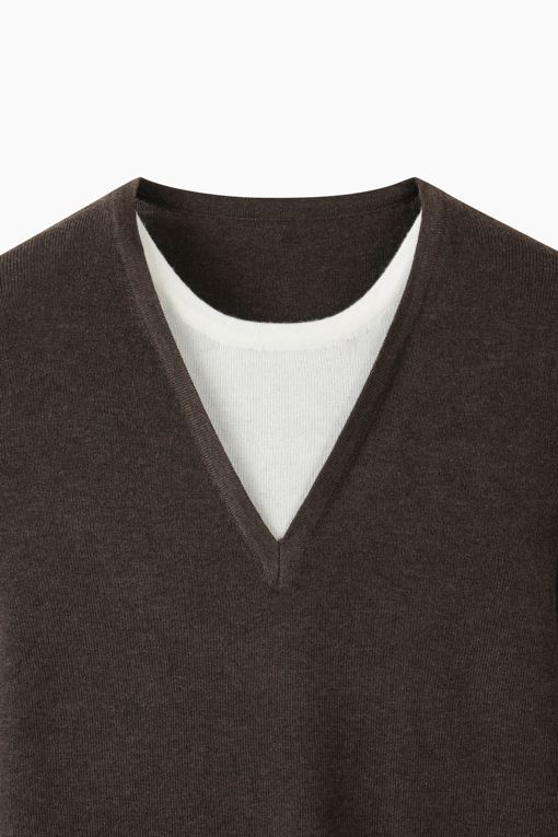 https://img.benettonmall.com/PARTS/KS/26F/SAKP81661DW_MB_D12.jpg?cb=1789410927