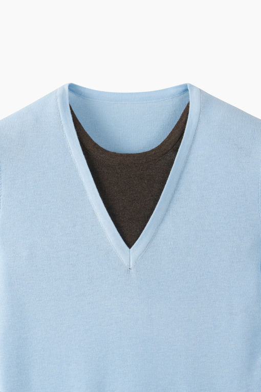 https://img.benettonmall.com/PARTS/KS/26F/SAKP81661LB_MB_D12.jpg?cb=1789410927