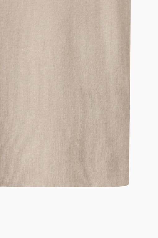 https://img.benettonmall.com/PARTS/KS/26F/SAKP82661BE_MB_D4.jpg?cb=1790808094