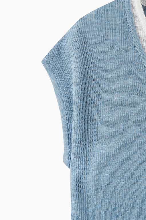 https://img.benettonmall.com/PARTS/KS/26F/SAKPE1641BL_MB_D13.jpg?cb=1787829942