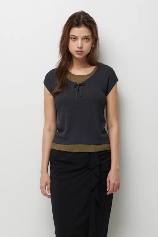 https://img.benettonmall.com/PARTS/KS/26F/SAKPE1641DG_MB.jpg?cb=1787100377