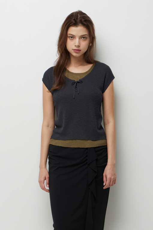 https://img.benettonmall.com/PARTS/KS/26F/SAKPE1641DG_MB_D0.jpg?cb=1787829942