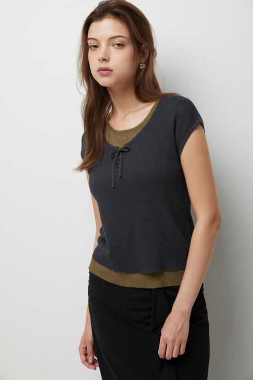https://img.benettonmall.com/PARTS/KS/26F/SAKPE1641DG_MB_D3.jpg?cb=1787100377
