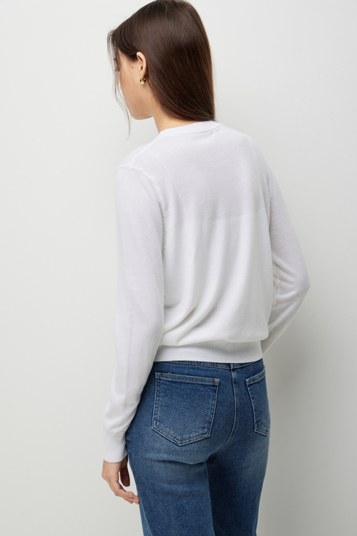 https://img.benettonmall.com/PARTS/KS/26F/SAKPE4641IV_MB_D4.jpg?cb=1787100377