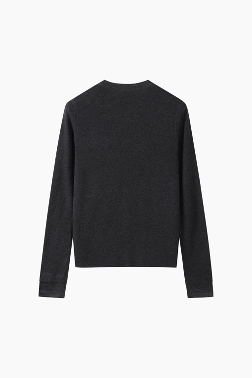 https://img.benettonmall.com/PARTS/KS/26F/SAKPE7661CG_MB_D11.jpg?cb=1787829942