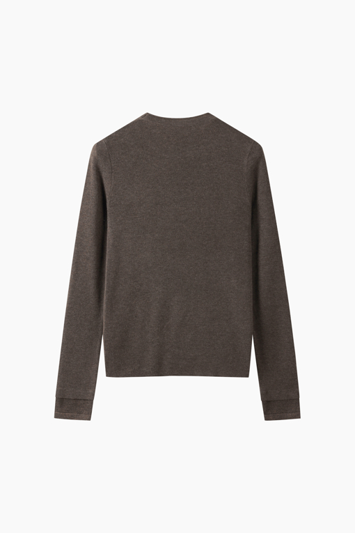 https://img.benettonmall.com/PARTS/KS/26F/SAKPE7661MW_MB_D11.jpg?cb=1787829942