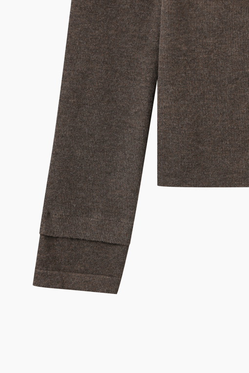 https://img.benettonmall.com/PARTS/KS/26F/SAKPE7661MW_MB_D13.jpg?cb=1787829942