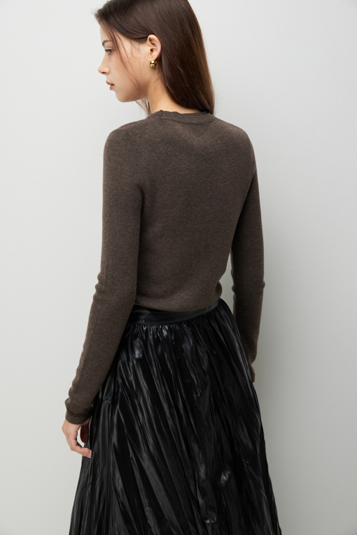 https://img.benettonmall.com/PARTS/KS/26F/SAKPE7661MW_MB_D4.jpg?cb=1787829942