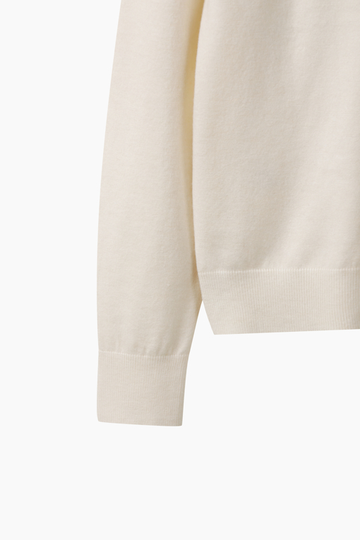 https://img.benettonmall.com/PARTS/KS/26F/SAKPE8661IV_MB_D13.jpg?cb=1787829942
