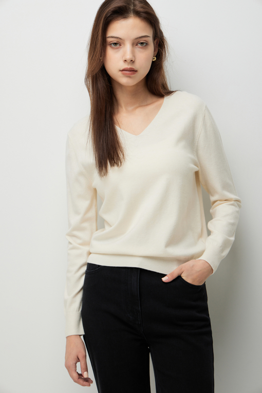 https://img.benettonmall.com/PARTS/KS/26F/SAKPE8661IV_MB_D3.jpg?cb=1787829942