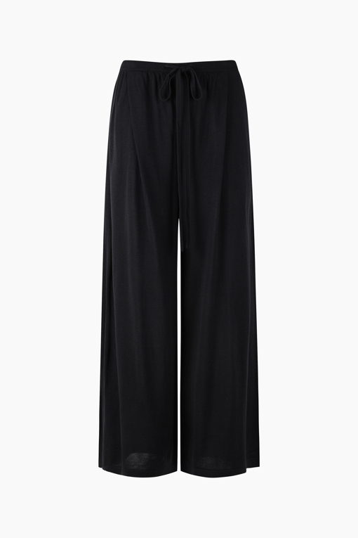 https://img.benettonmall.com/PARTS/KS/26F/SAKS01641BK_MB_D10.jpg?cb=1789410927